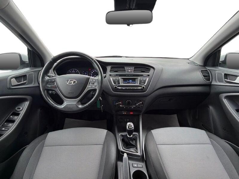Hyundai i20 i20 5p 1.1 crdi Login 75cv