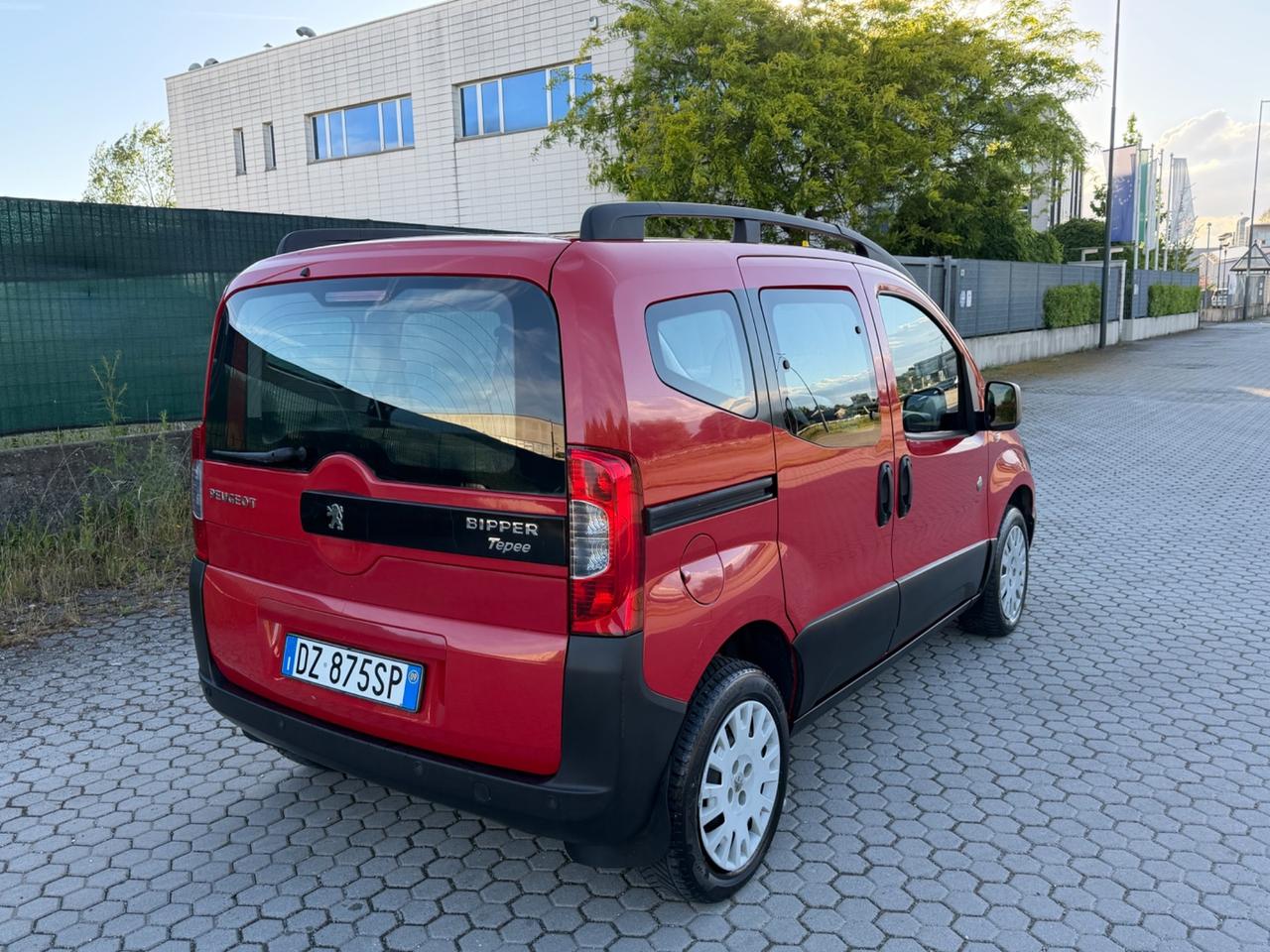 Peugeot Bipper Tepee 1.4 HDi 70CV Outdoor 2-Tronic