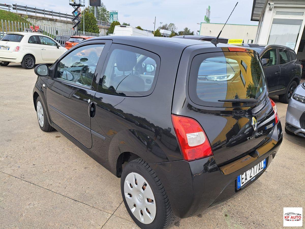RENAULT - Twingo - 1.2 16V Dynamique