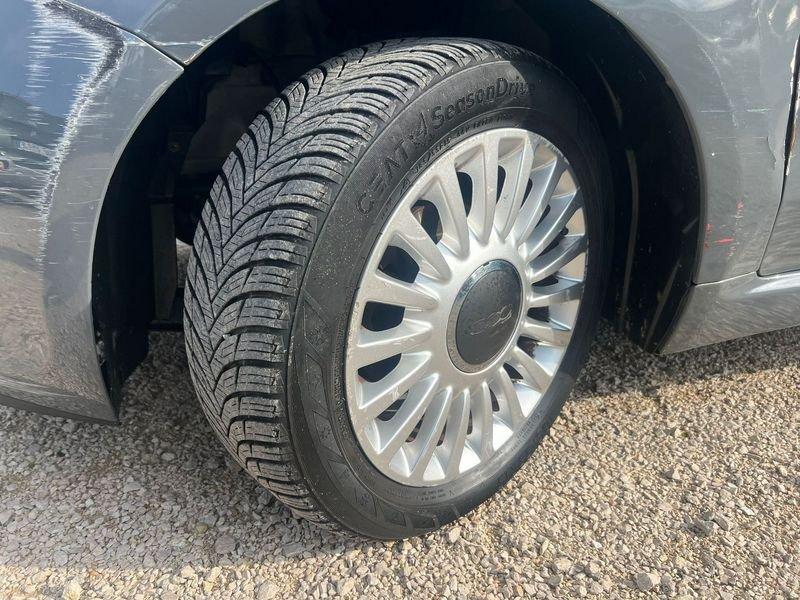FIAT 500 1.2 69cv Lounge LEGGI