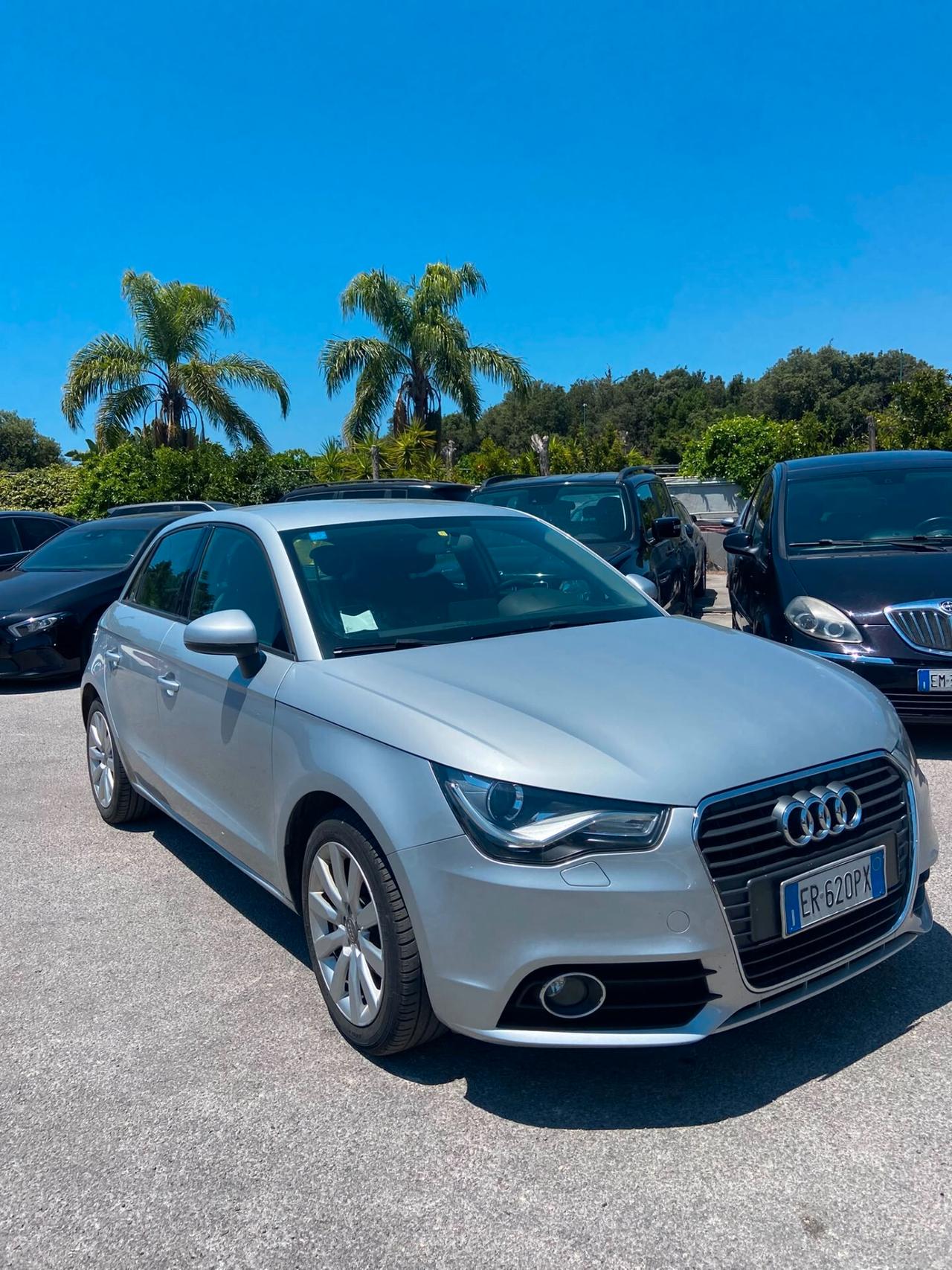 Audi A1 1.6 TDI S tronic line edition plus