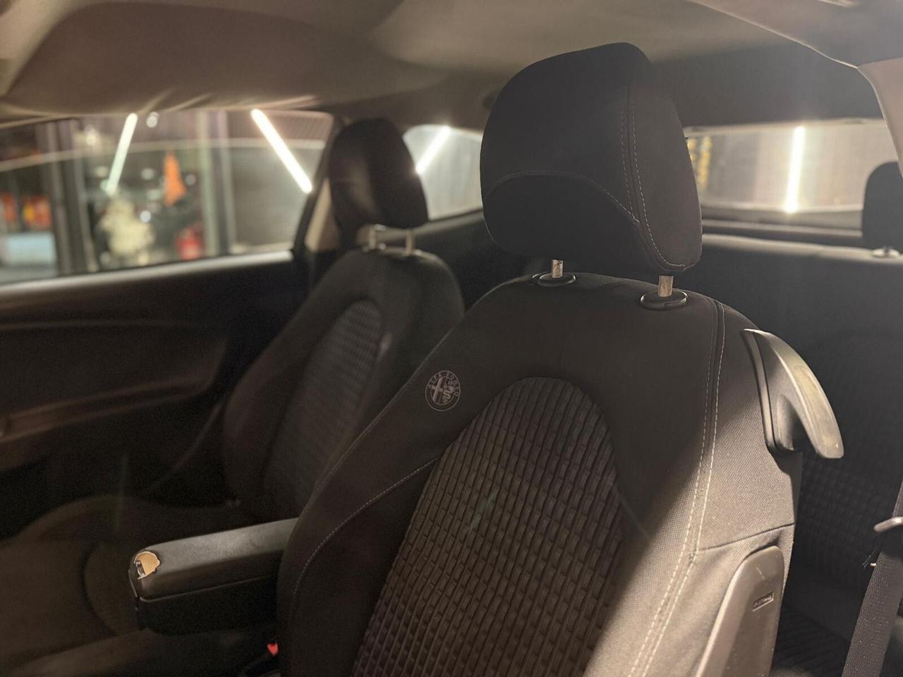 Alfa Romeo MiTo 1.3 jtdm 90cv Distinctive Premium Pack 2009