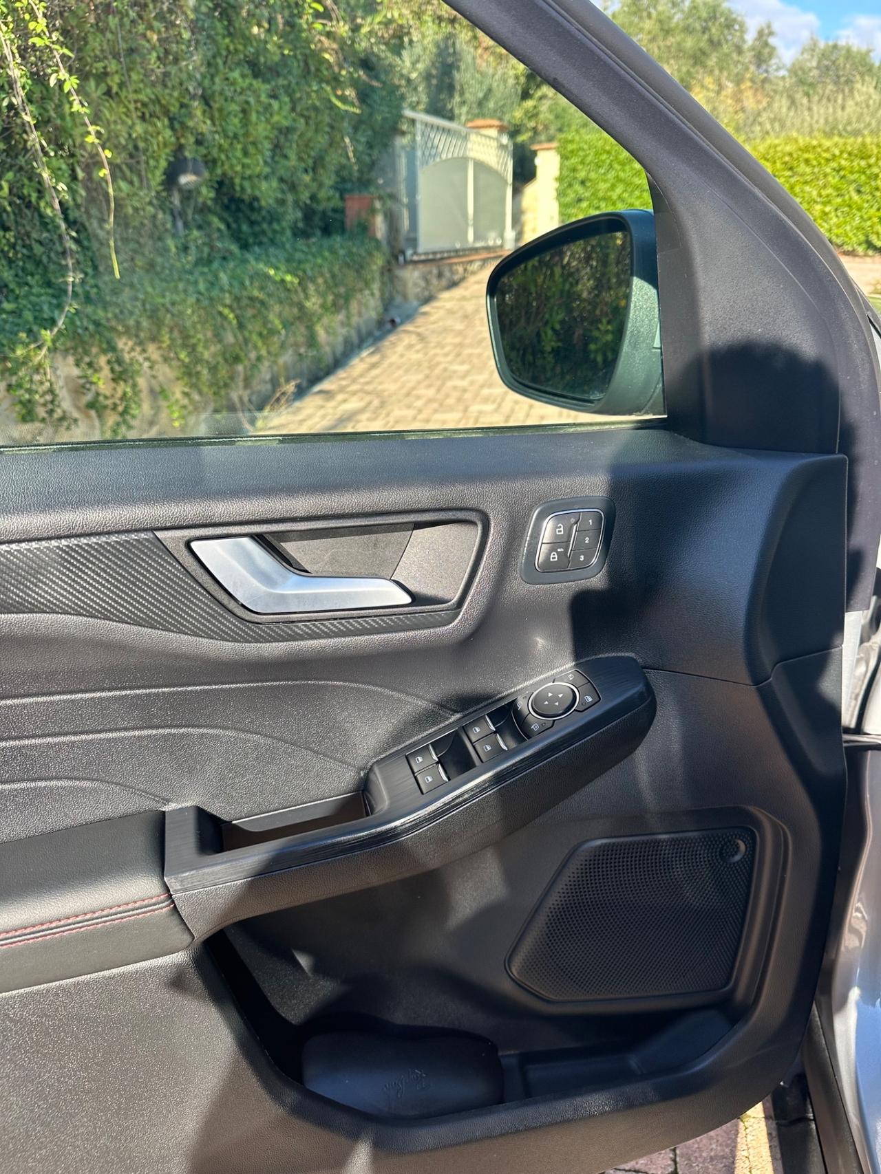 Ford Kuga 2.5 Full Hybrid 183 CV CVT AWD ST-Line