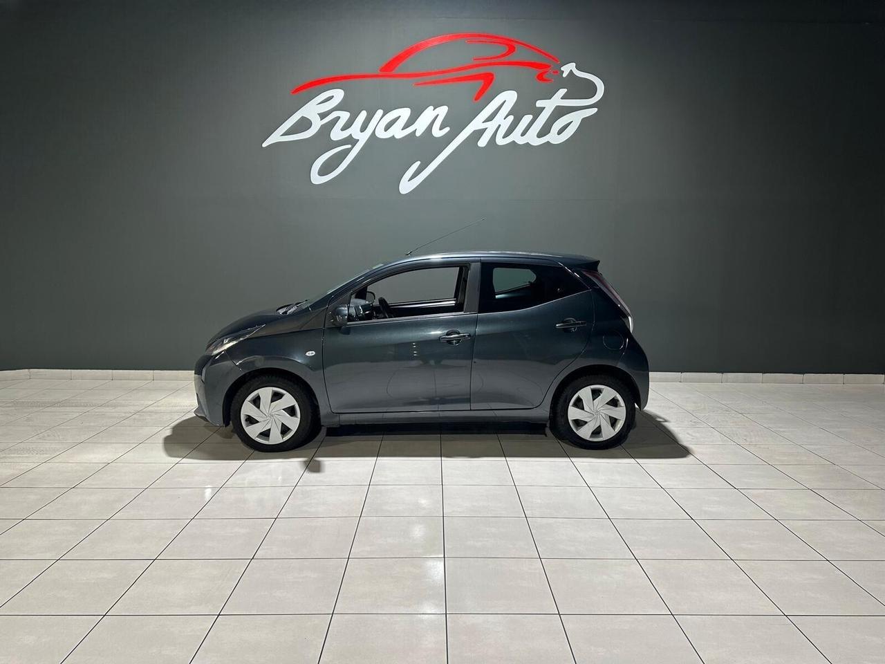 Toyota Aygo 5p 1.0 x-cite