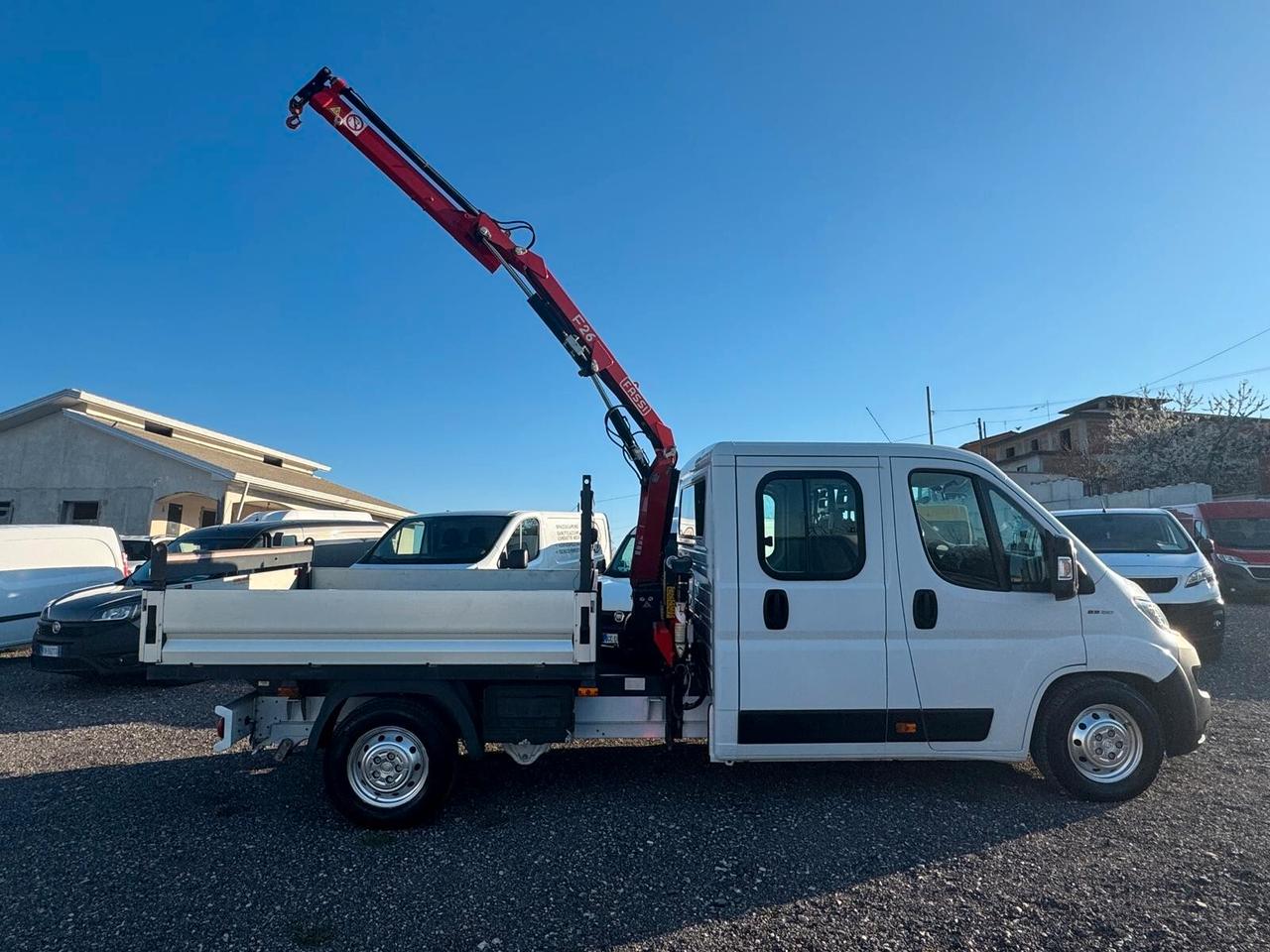 Fiat Ducato 2.3 130cv con GRU (capacità di presa 9995kg) 7POSTI