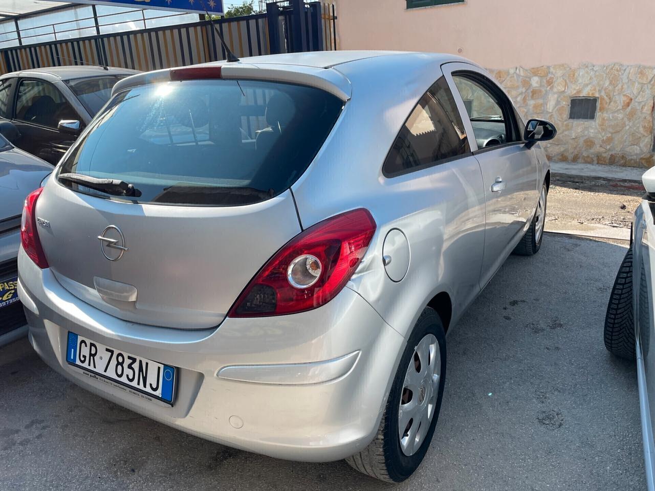 Opel Corsa 1.0 12V 3 porte Club