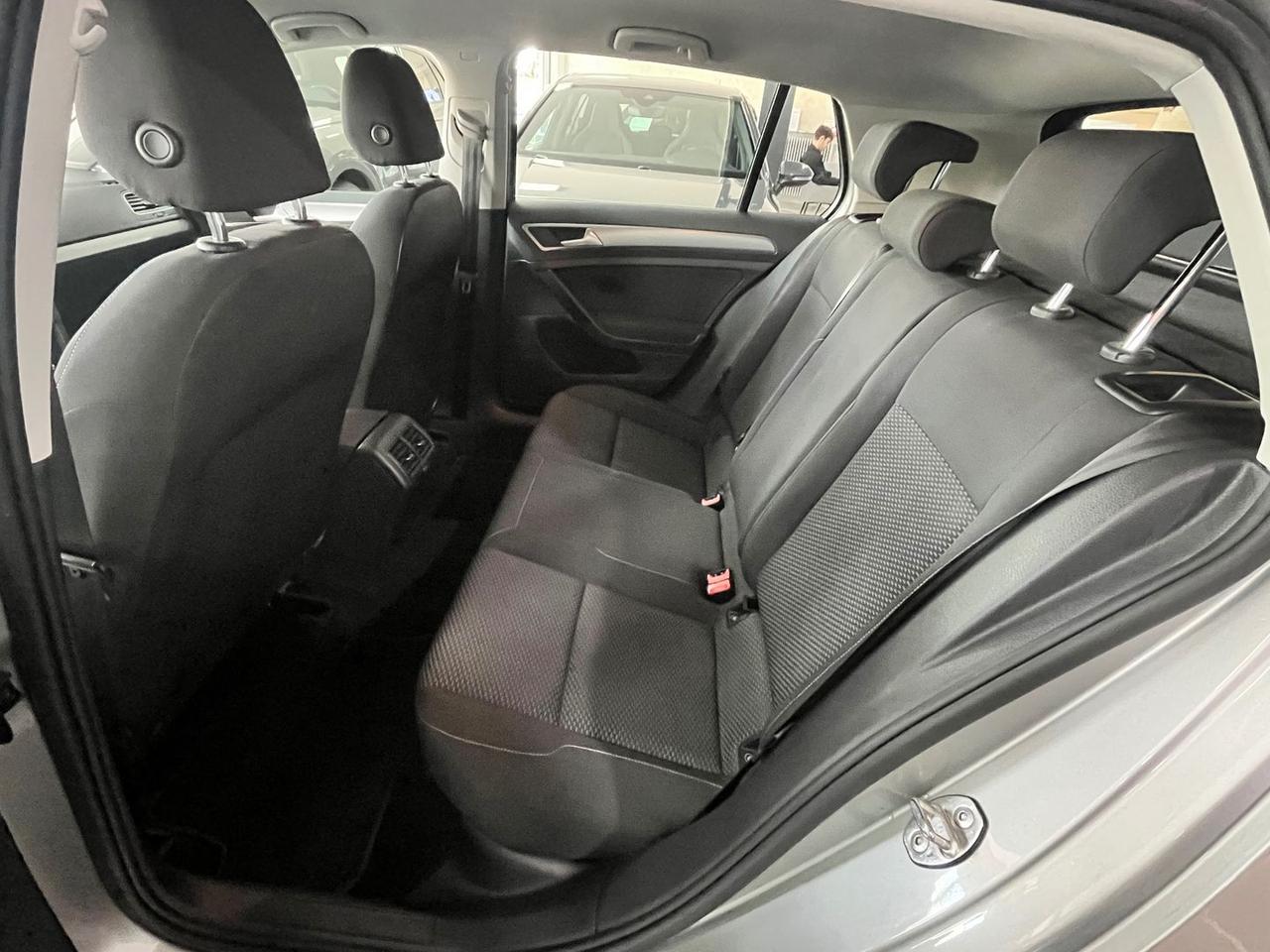 Volkswagen Golf 1.6 TDI BlueMotion Trendline #6755