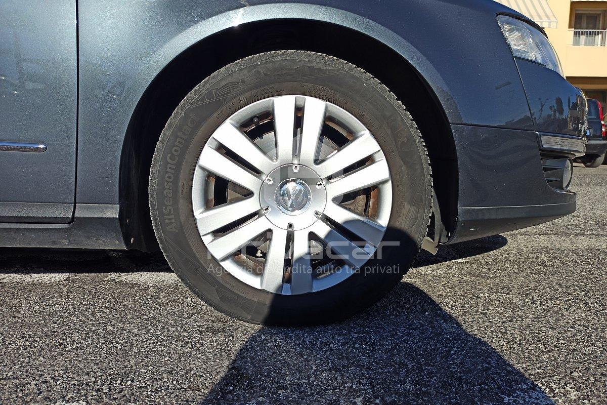 VOLKSWAGEN Passat 2.0 TDI DPF Var. Highline