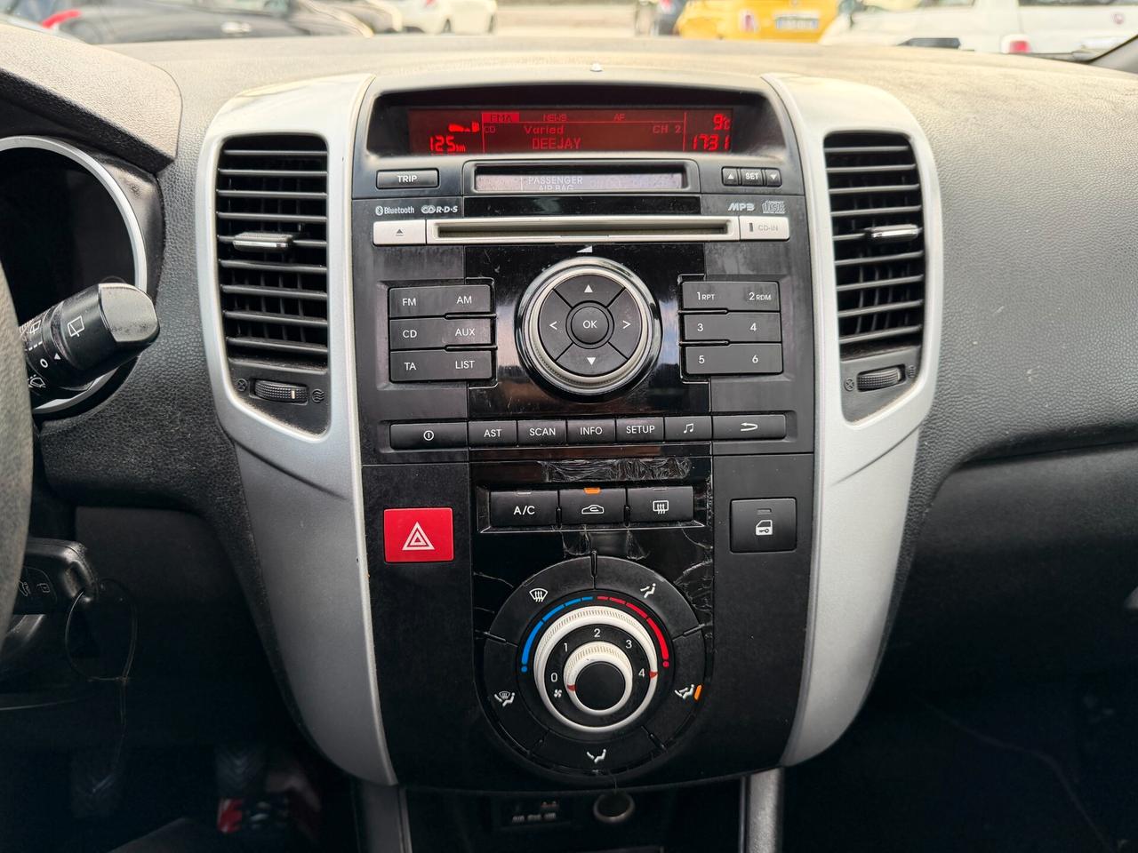 KIA VENGA ANNO 2013 1.4 DIESEL 90 CV