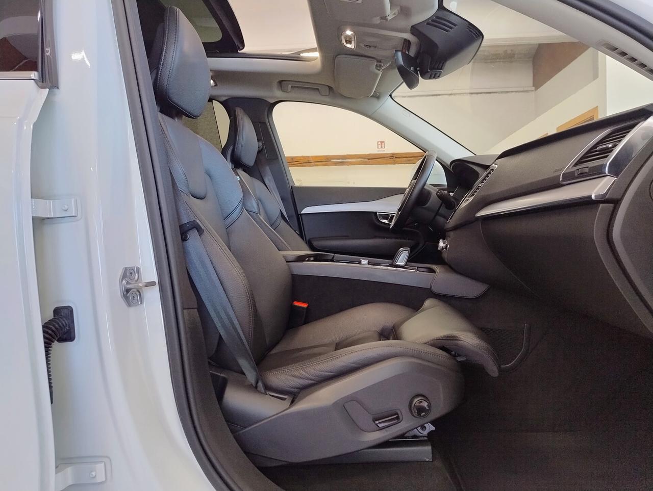 Volvo XC90 2.0 b5 Momentum Pro AWD 7pti TETTO 360 LED ACC
