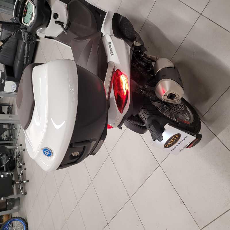 Piaggio Beverly 300 ABS-ASR - 2022