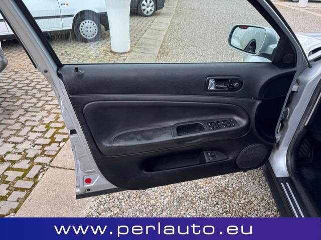 VOLKSWAGEN Passat 1.9 TDI/101 CV cat Var. C.line