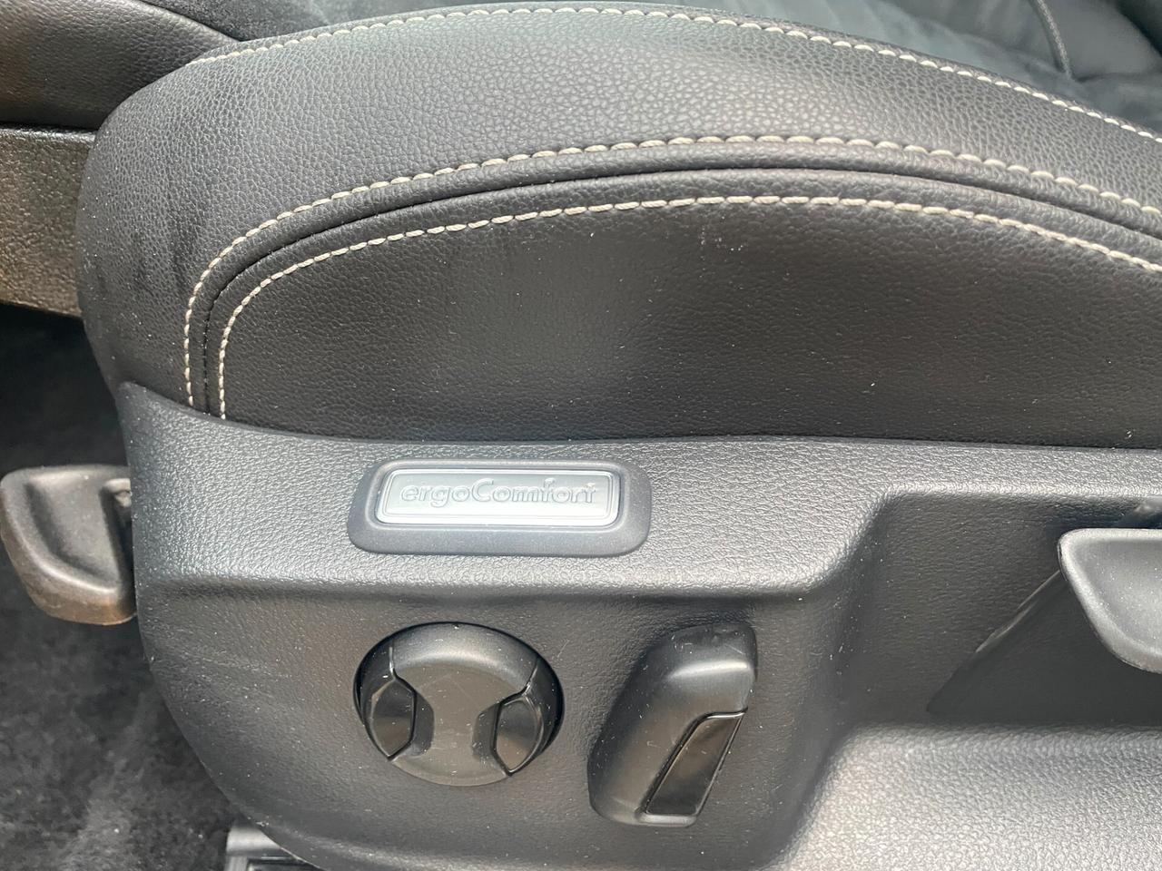 Volkswagen Passat Variant 2.0 TDI SCR 190 CV DSG Executive BMT