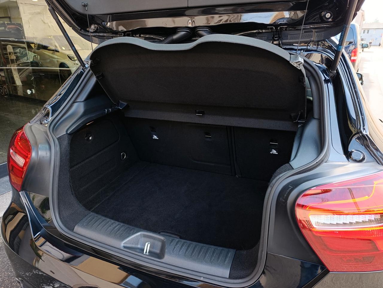 Mercedes-benz A 180 d Premium