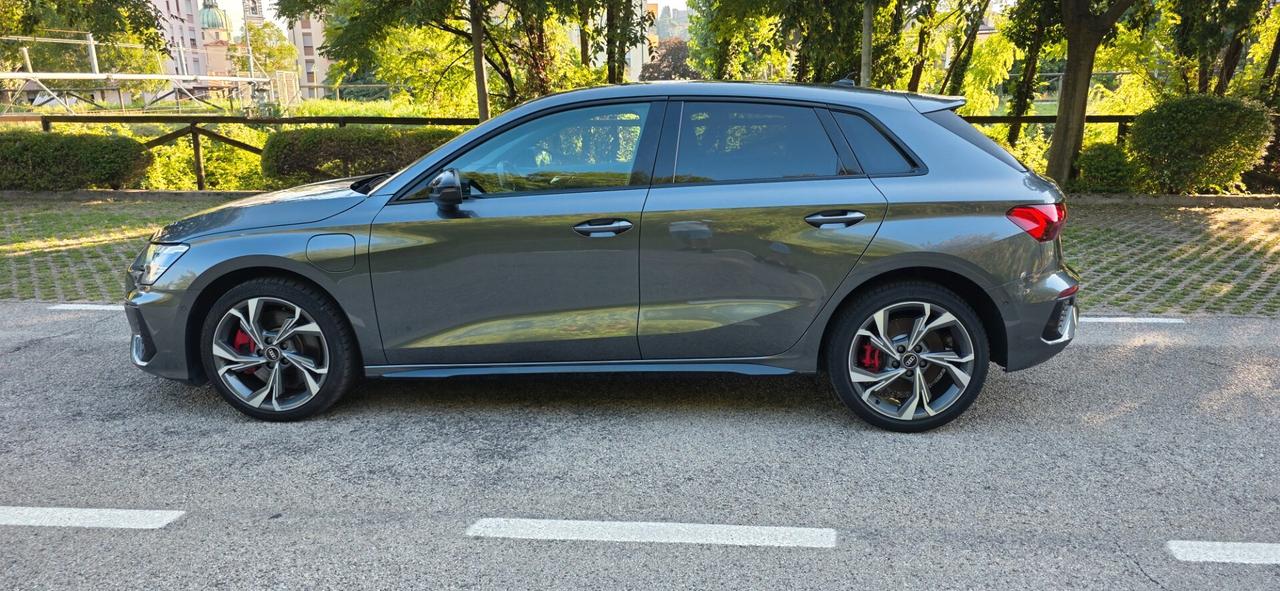 Audi A3 TFSIe 240 cavalli