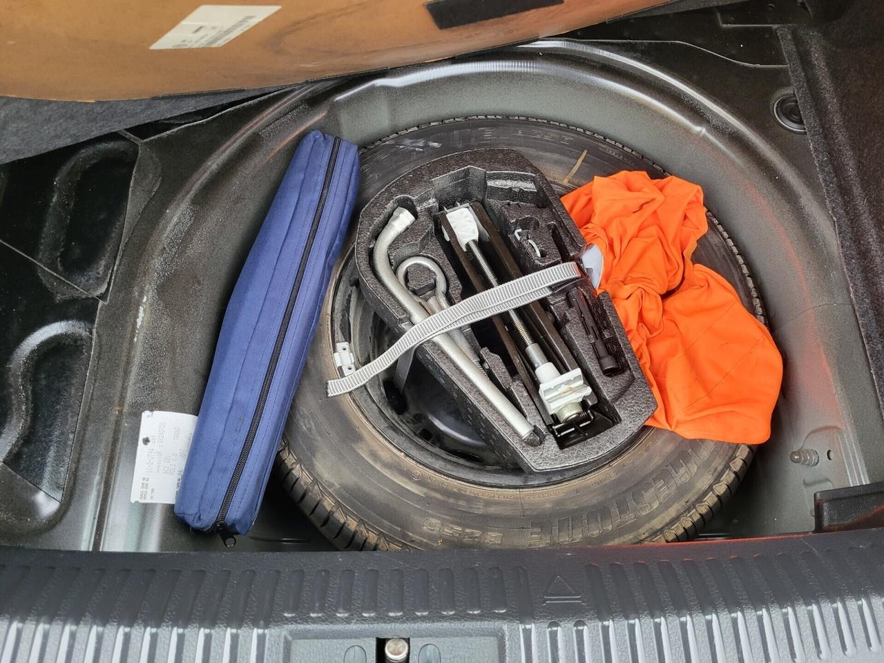 VOLKSWAGEN POLO 1,0 MPI-TAGLIANDI VOLKS-EURO 6