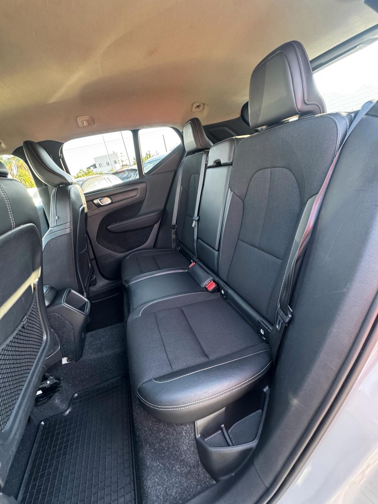 Volvo XC40 D3 AWD Momentum