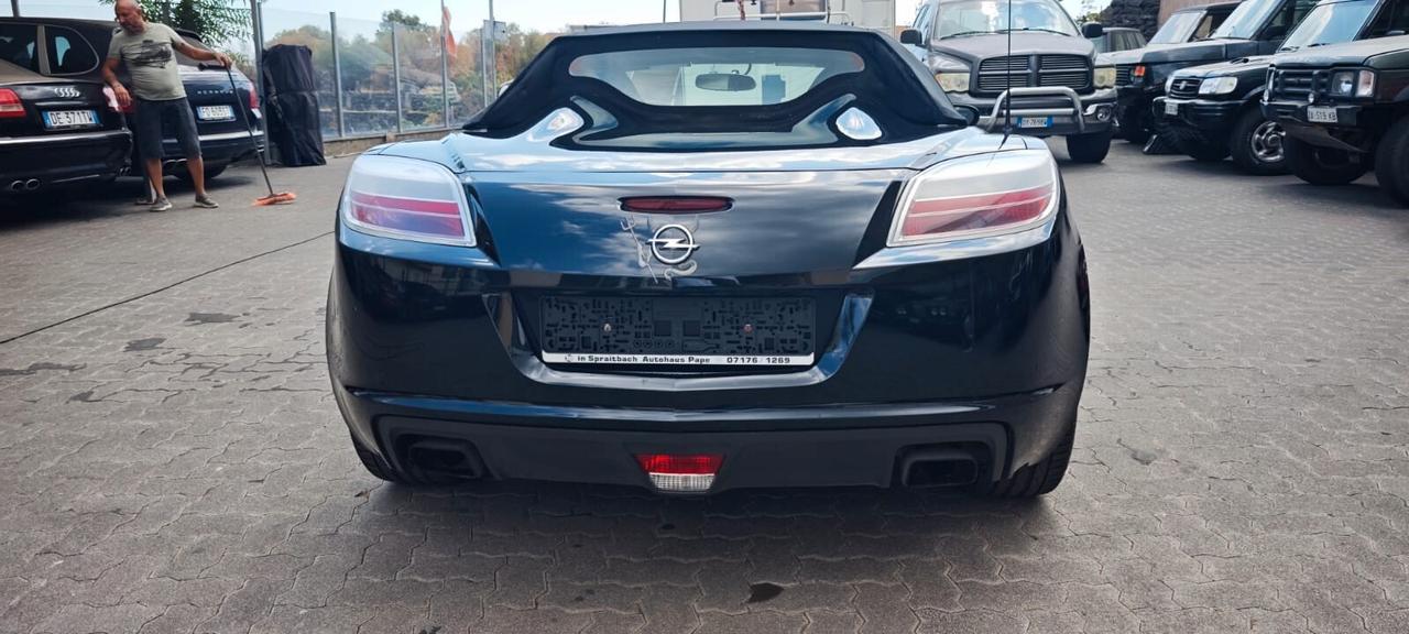 Opel GT 2.0 Turbo 16V