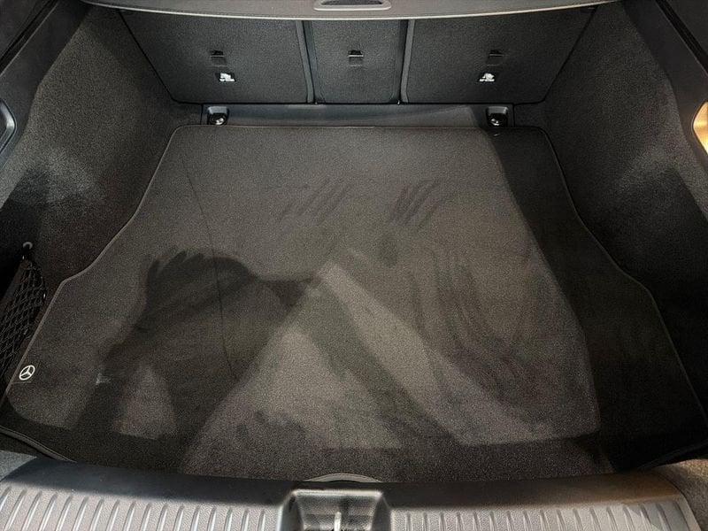 Mercedes-Benz CLA Shooting Brake Elettrica 250+ AMG Line Premium