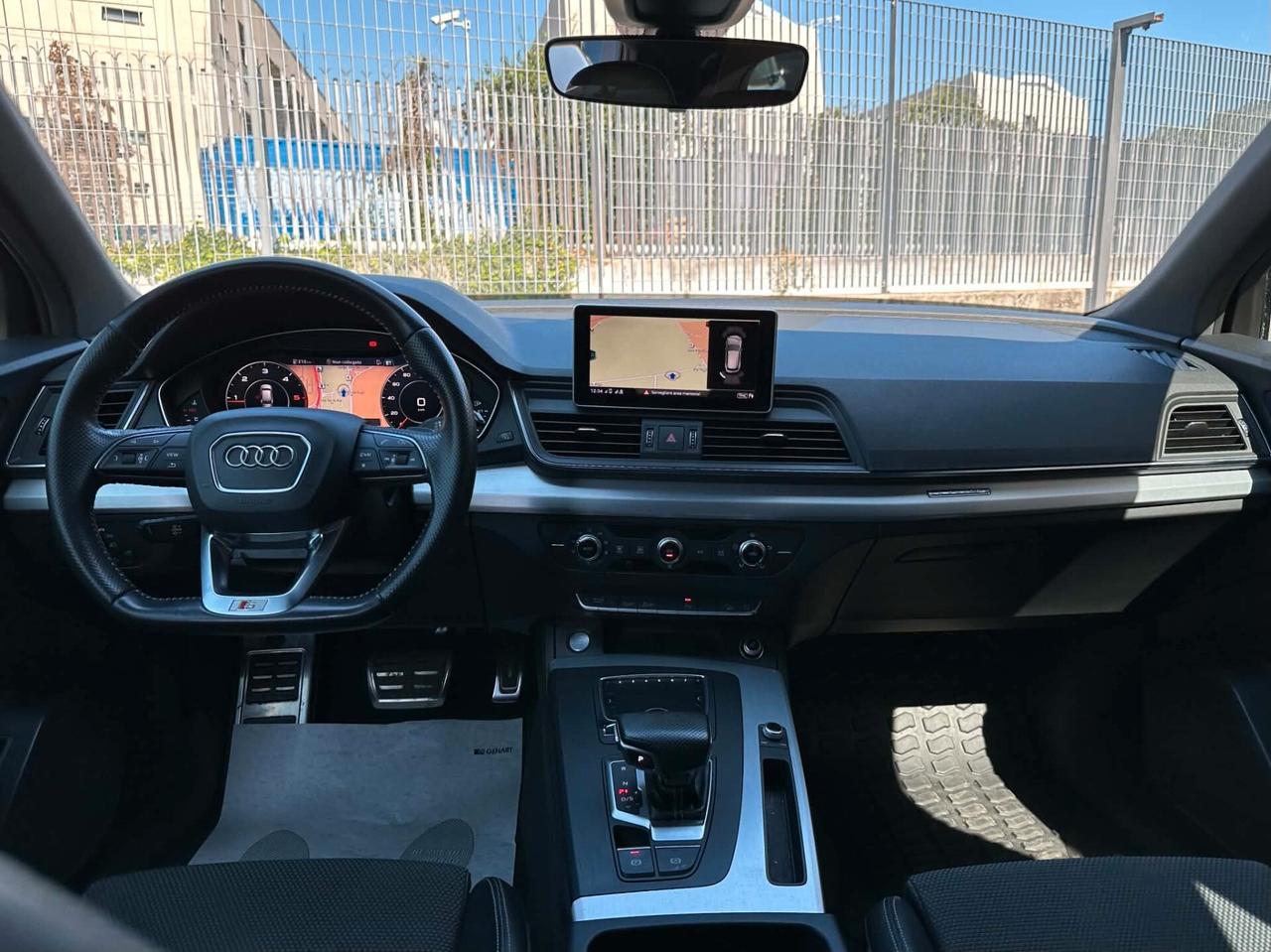 Audi Q5 40 TDI quattro S tronic Business Sport
