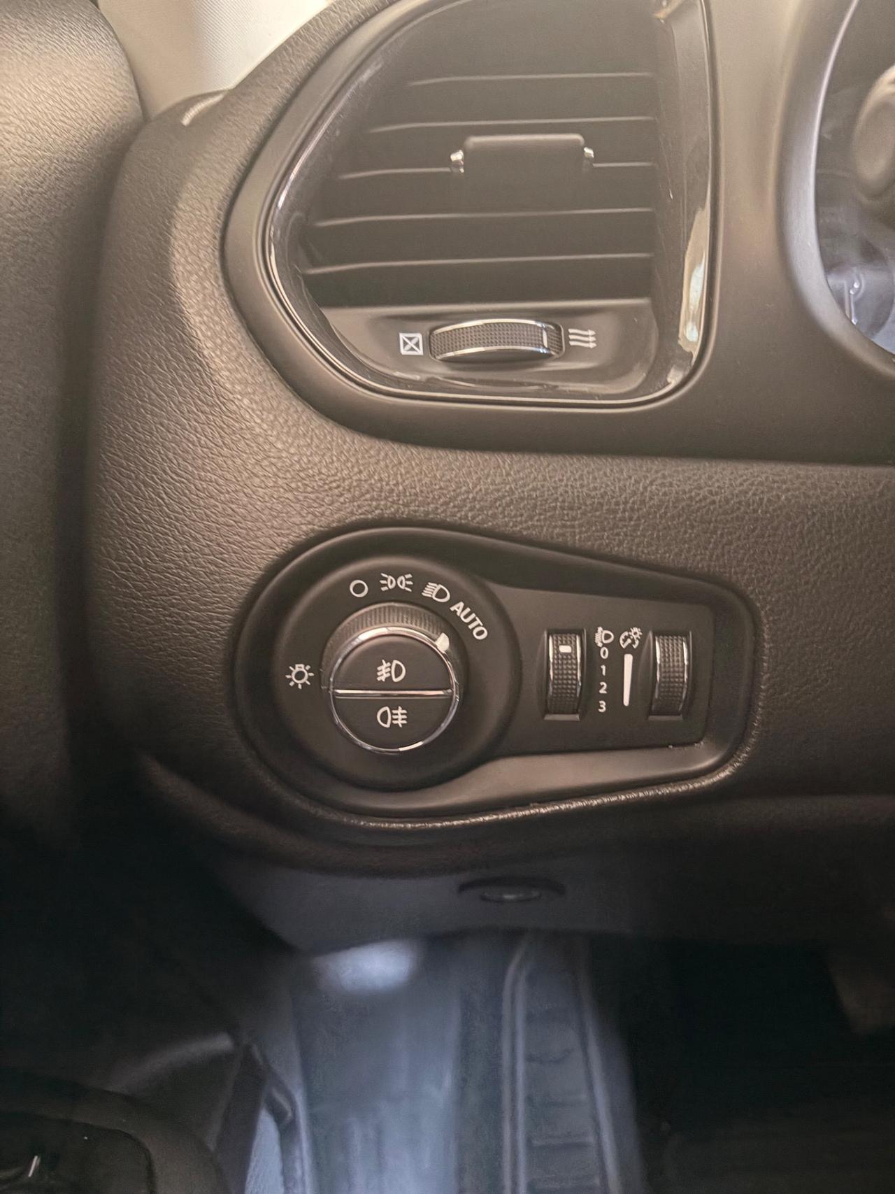 Jeep Renegade 1.3 T4 240CV PHEV 4xe AT6 S