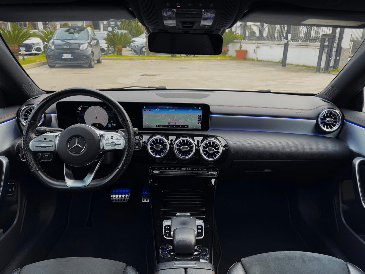 Mercedes-Benz CLA 200 d Shooting Brake Premium AMG TETTO