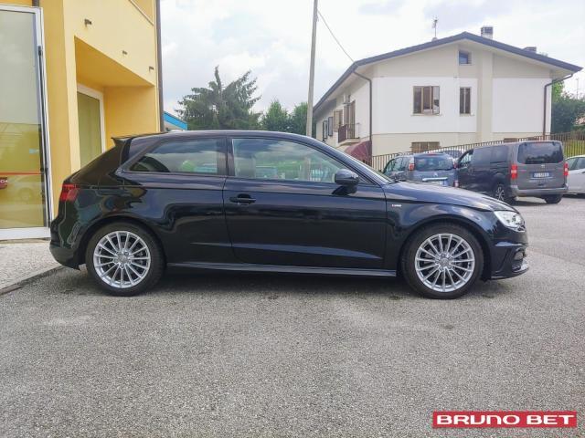 Audi A3 TDI 2.0 150CV S-LINE