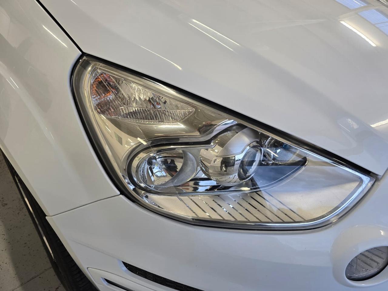 Ford S-Max 2.0 tdci Titanium c/radio 163cv