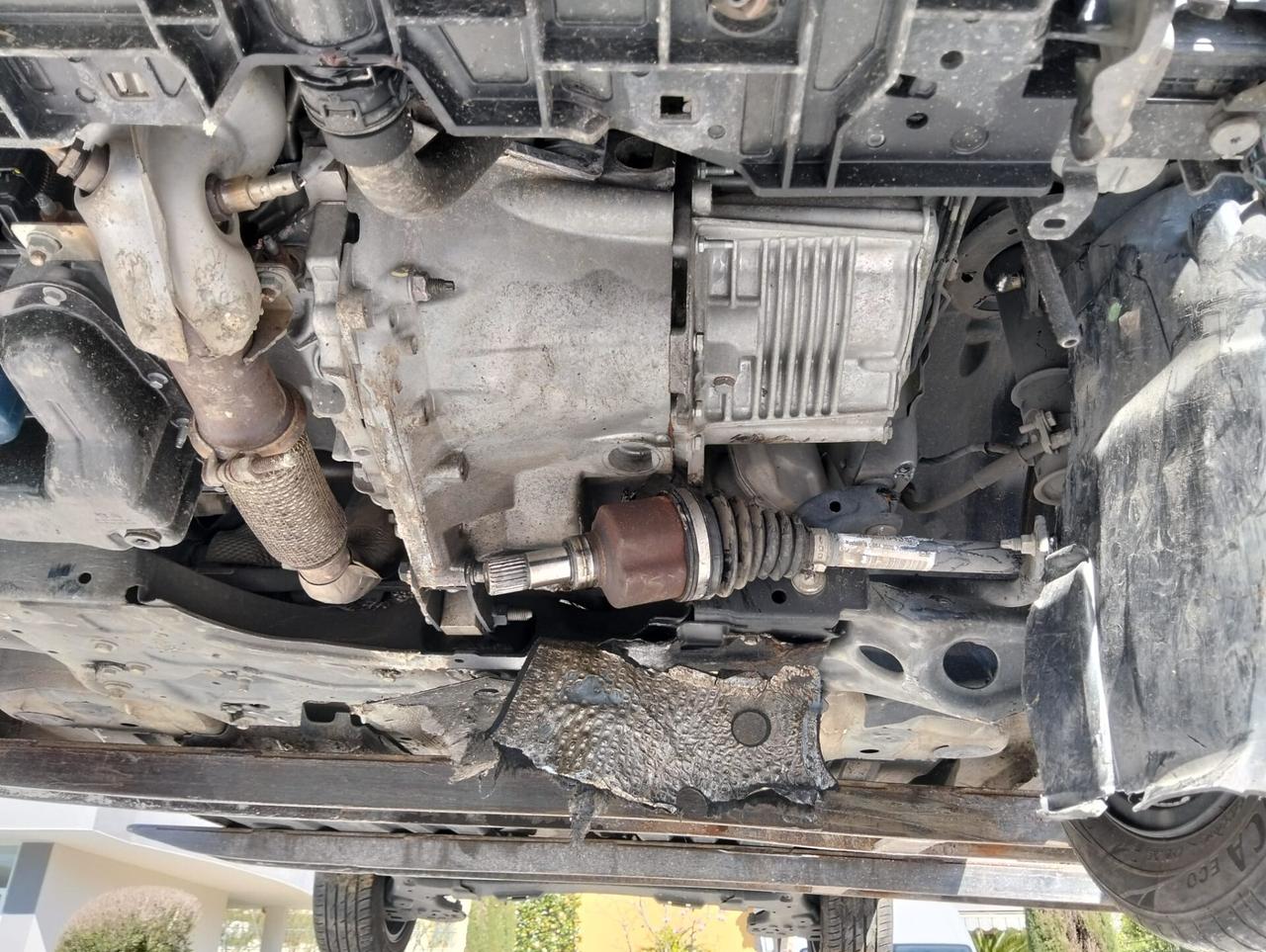 Peugeot 208 1.2 Benzina 100cv 2020 SINISTRATA