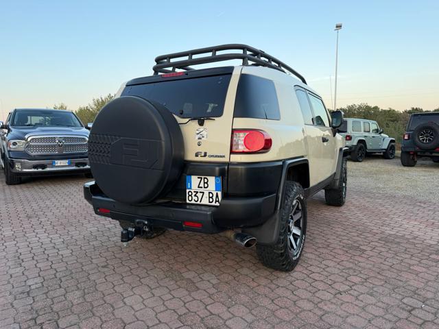 TOYOTA FJ Cruiser 4.0 V6 4X4 BELLISSIMA COME NUOVA!