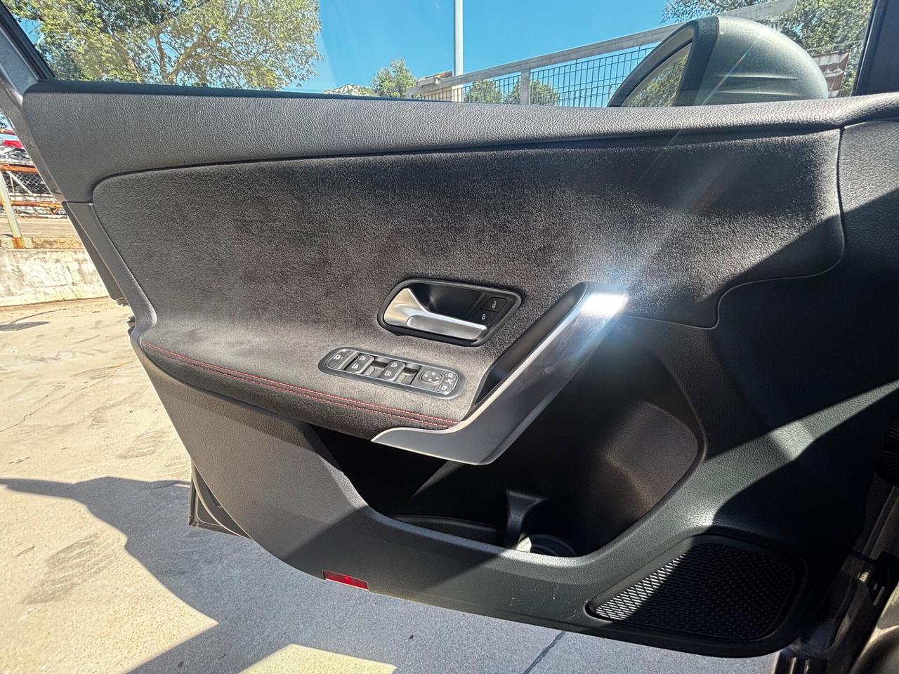 Mercedes-benz A 200 A 200 d Automatic AMG Line Premium Plus