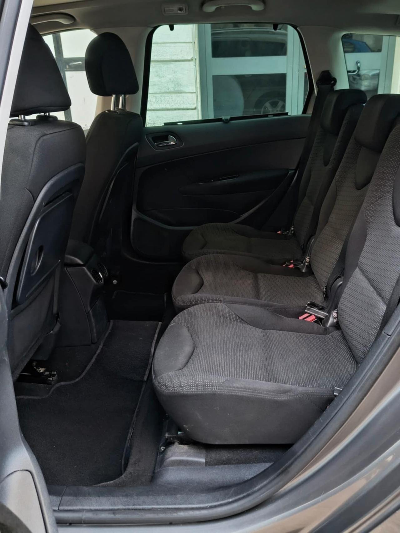 Peugeot 308 2.0 HDi 136CV 5p. Féline