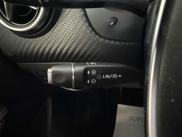 MERCEDES-BENZ A 200 d Automatic Premium
