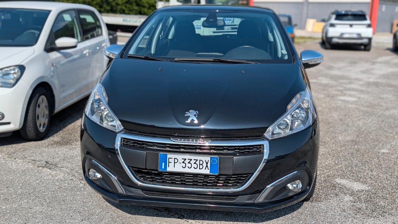 Peugeot 208 PureTech 82 5 porte Allure
