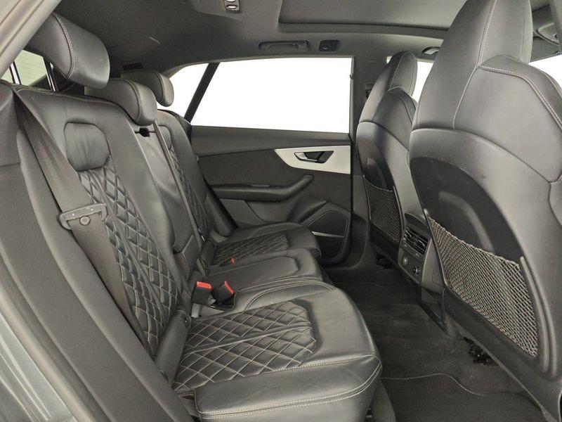Audi Q8 50 TDI 286 CV quattro tiptronic Sport