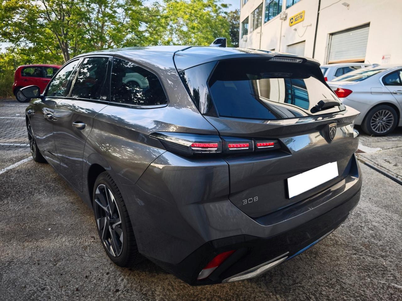 Peugeot 308 BlueHDi 130 EAT8 SW
