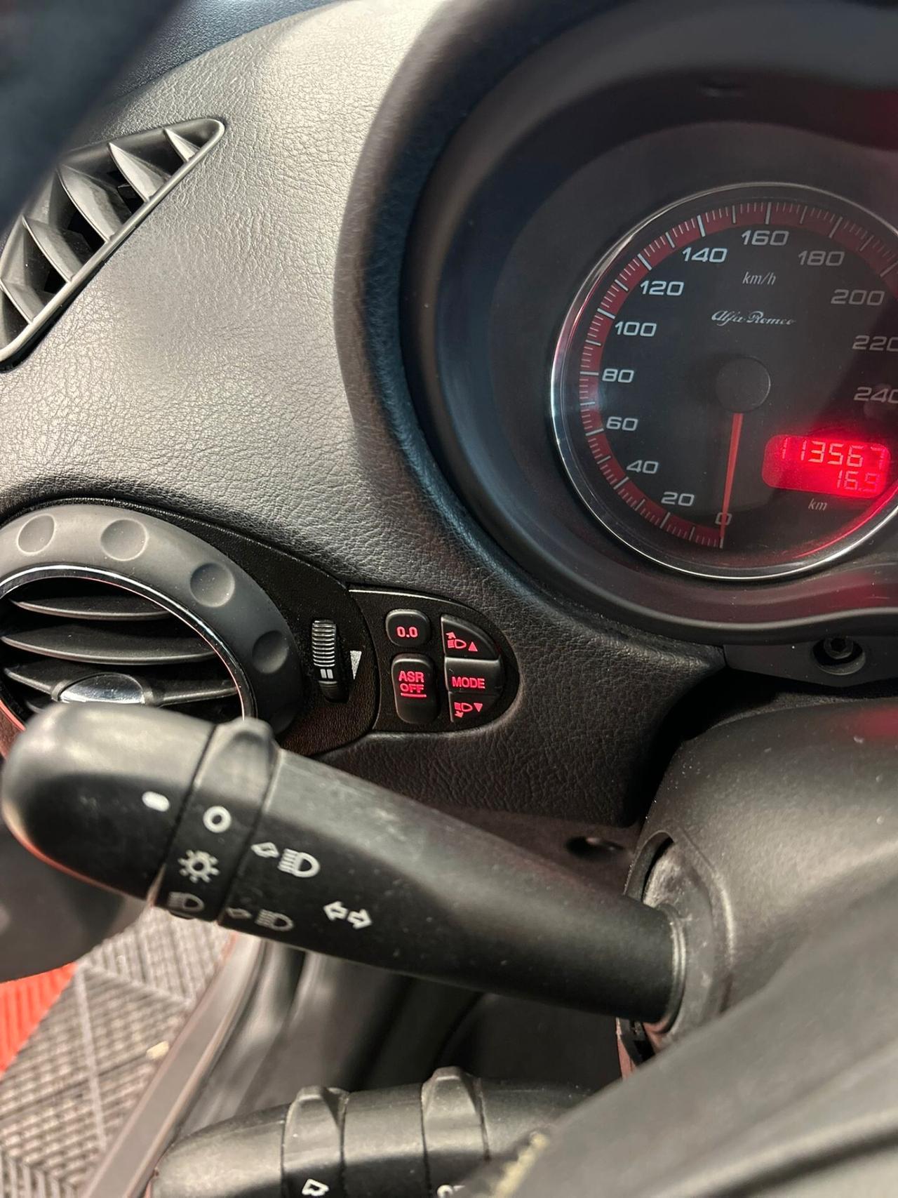 Alfa Romeo 147 1.9 JTD M-JET 16V 5 porte Q2