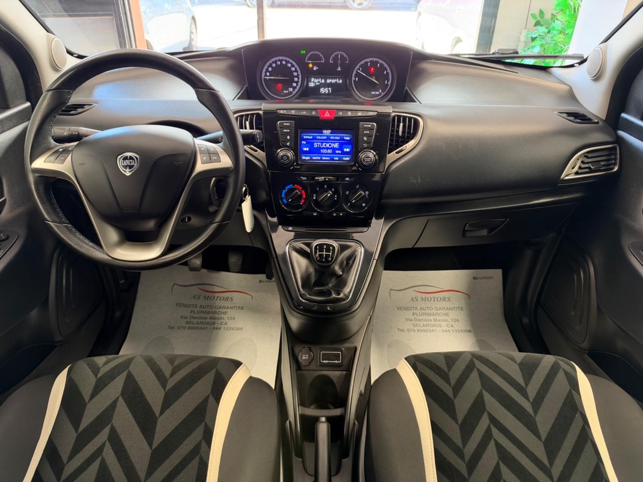 Lancia Ypsilon 1.3 MJT 95 CV Lounge