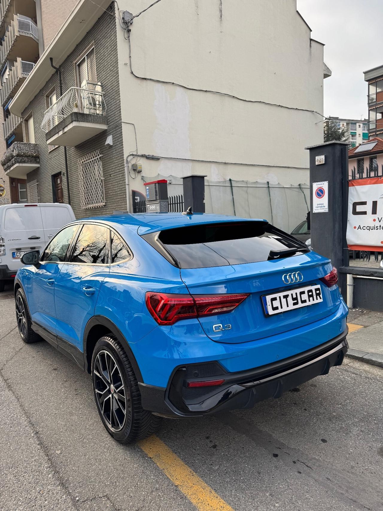 Audi Q3 Sportback 2.0 TDI S line edition Blu Turbo