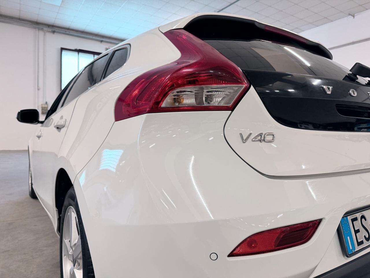 Volvo V40 D2 1.6 Momentum