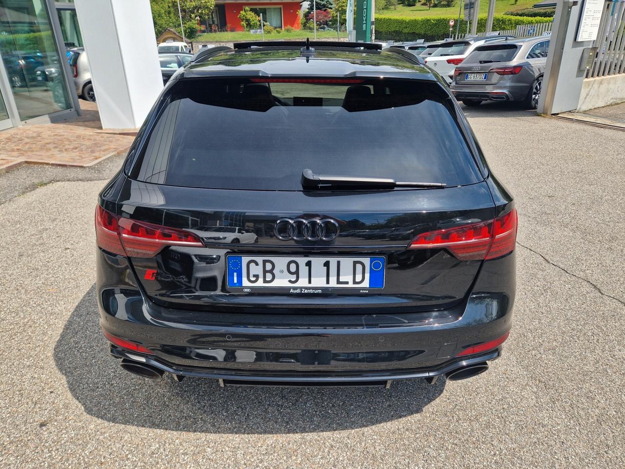 Audi A4 RS 4 Avant