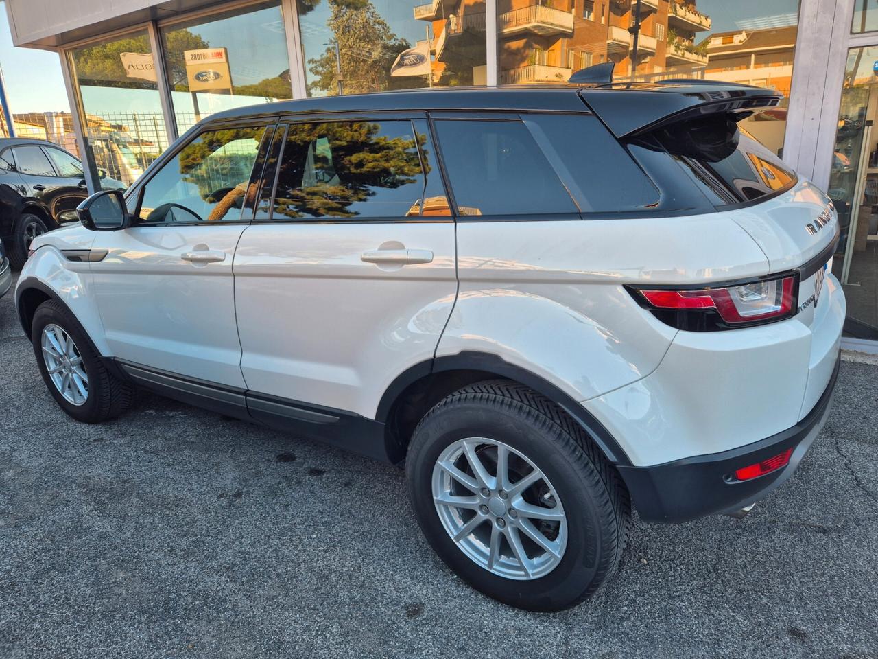 Land Rover Range Evoque 2.0 TD4 150 CV 5p. SE Dynamic