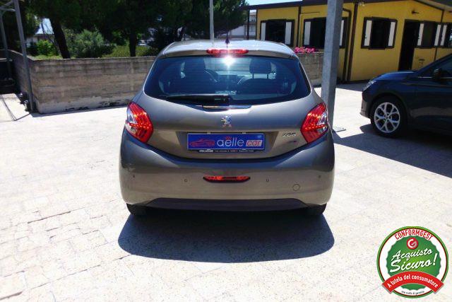 PEUGEOT 208 1.4 8V HDi 68CV 5p. Allure