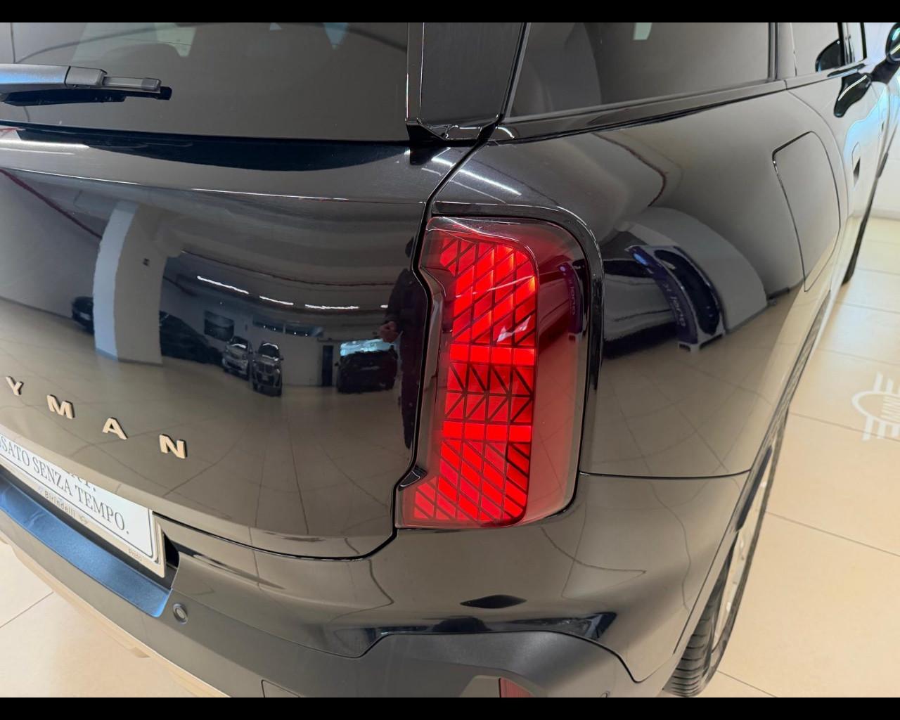 MINI Mini Countrym.(U25) - Mini E Favoured Countryman