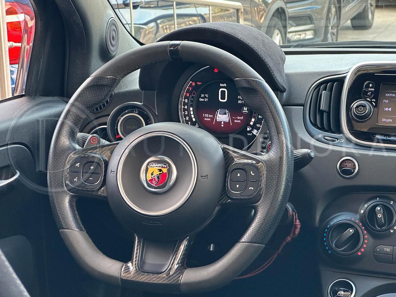 Abarth 595 C 1.4 Turbo T-Jet 180 CV Competizione#70ANNIVERSARIO#AUTO#CABRIO#XENO#SABELT