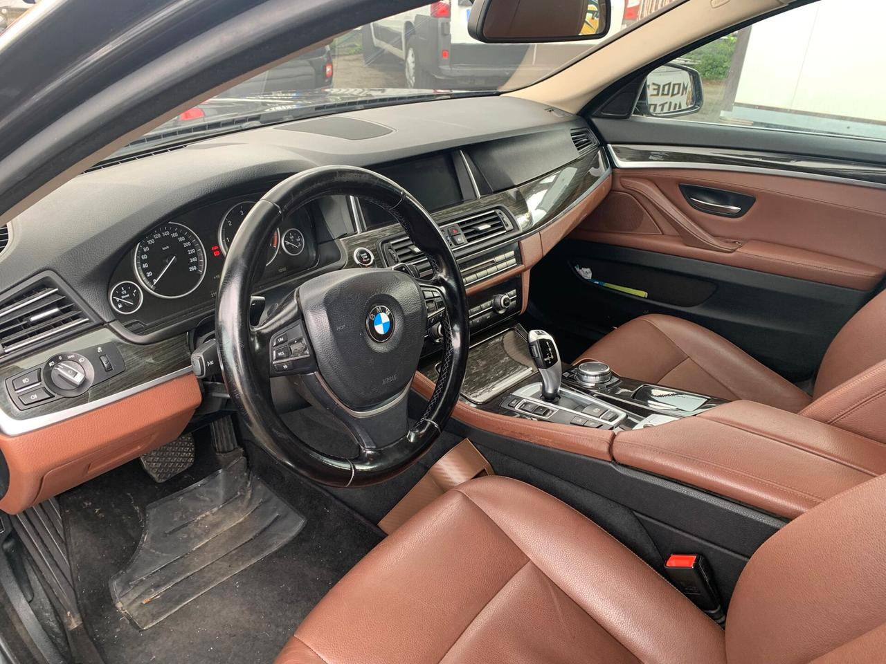 Bmw 520 520d xDrive Luxury