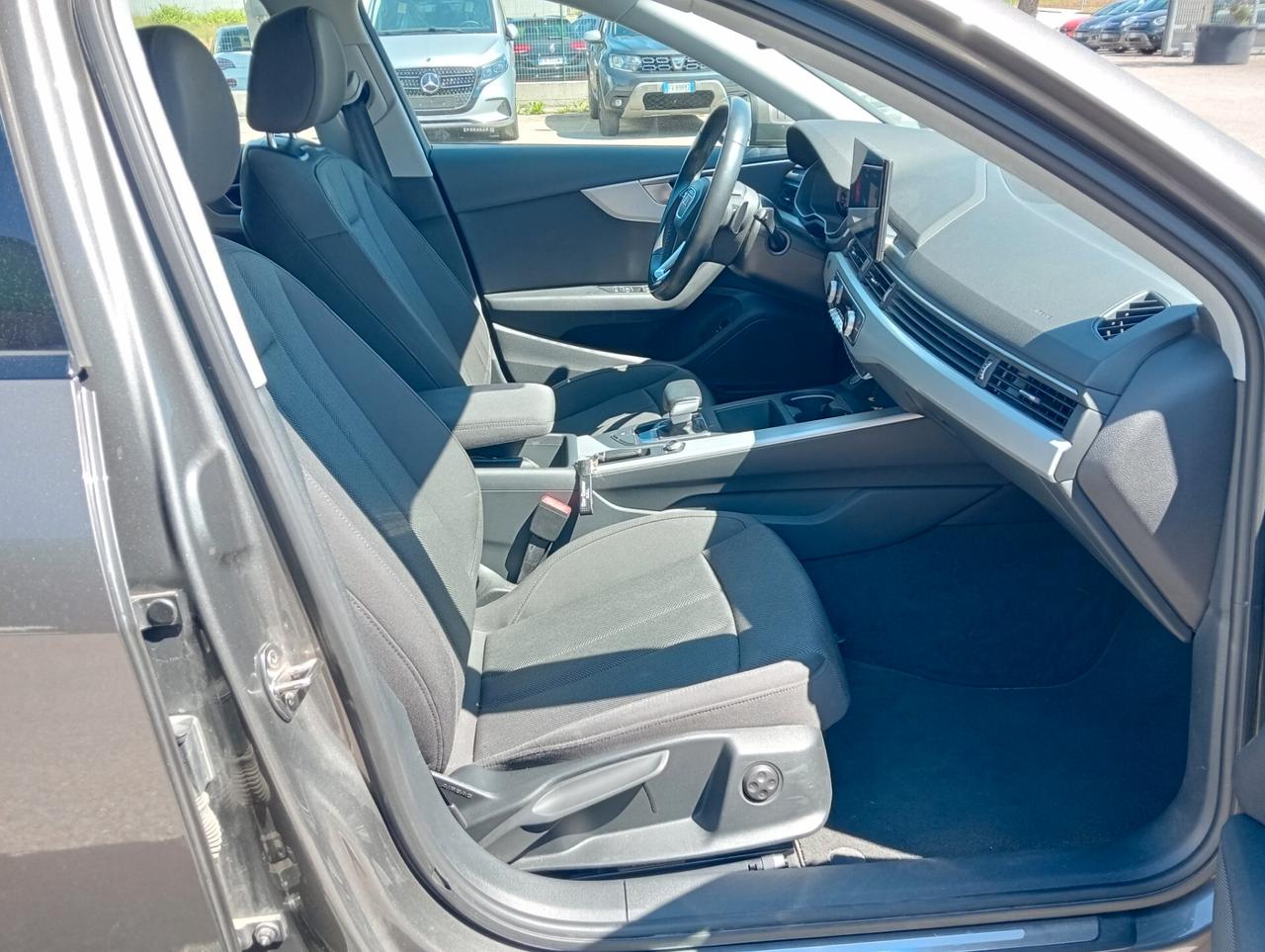 Audi A4 Avant 2.0TDI 163cv Mhev Advanced S tronic