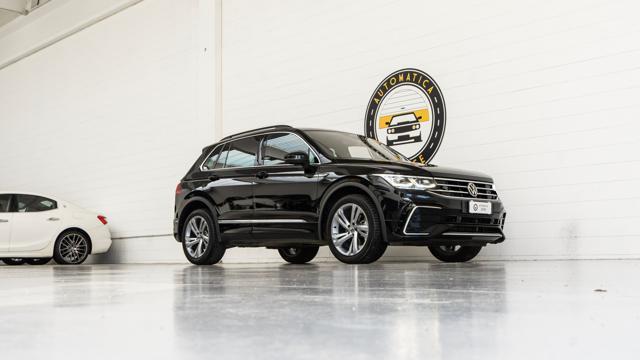 VOLKSWAGEN Tiguan 2.0 TDI SCR DSG 4MOTION R-Line UNIPRO