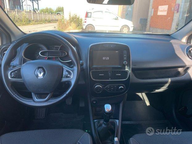 RENAULT Clio 4ª serie - 2017