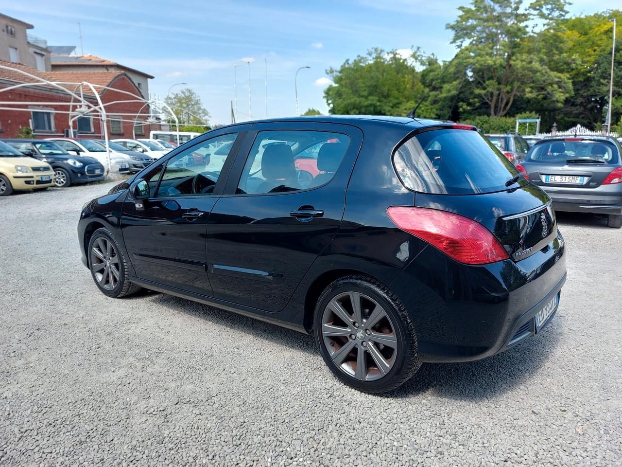 Peugeot 308 1.6 8V e-HDi 112CV Stop&Start 5p. Allure